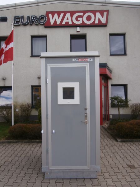 Mobilní buňka 29 - toaleta, Mobile trailers, Reference, 3681.jpg